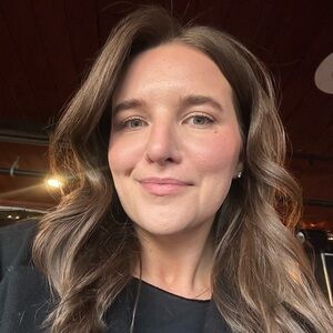 Meet your Posher, Laurie